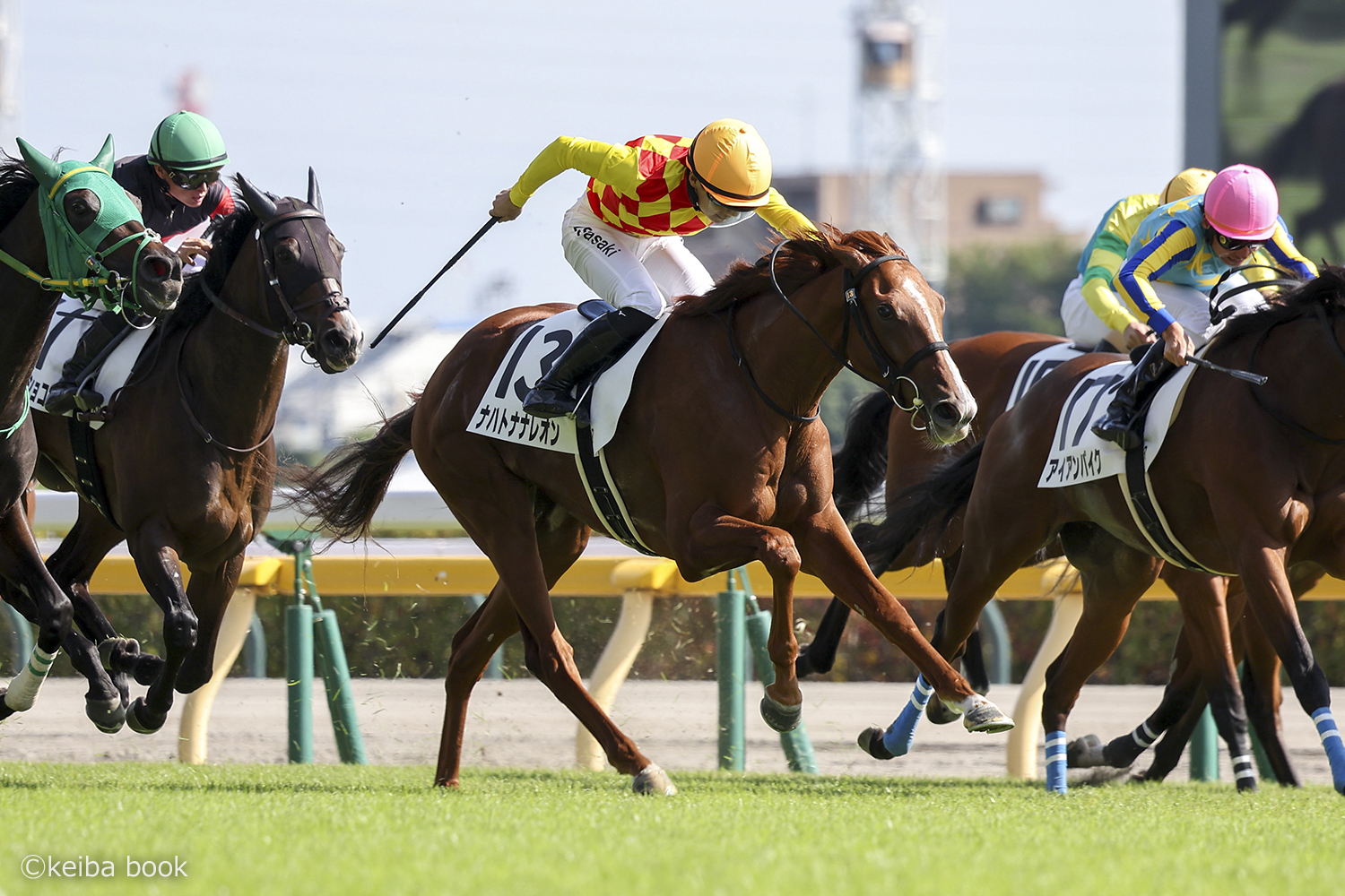 10/17　東京6R・3歳上1勝クラス　ナハトナナレオン